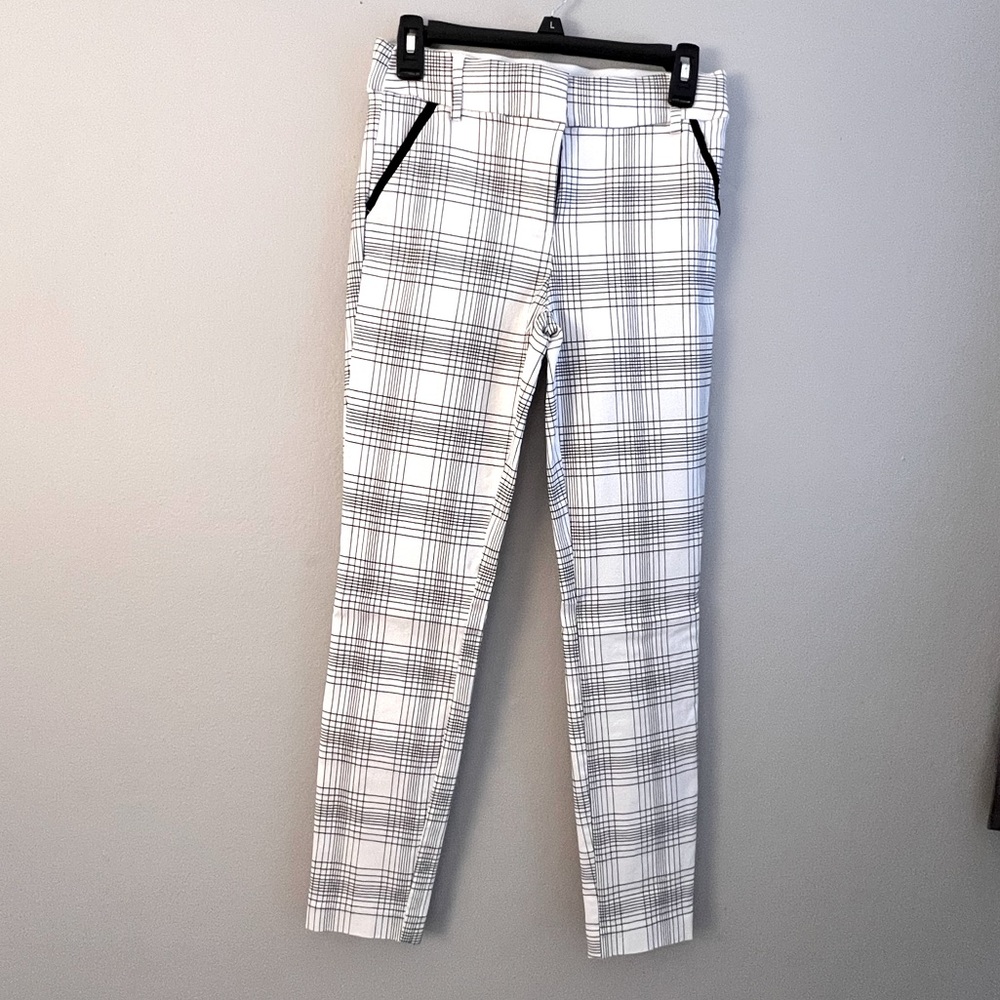 Women’s stretch dress pants